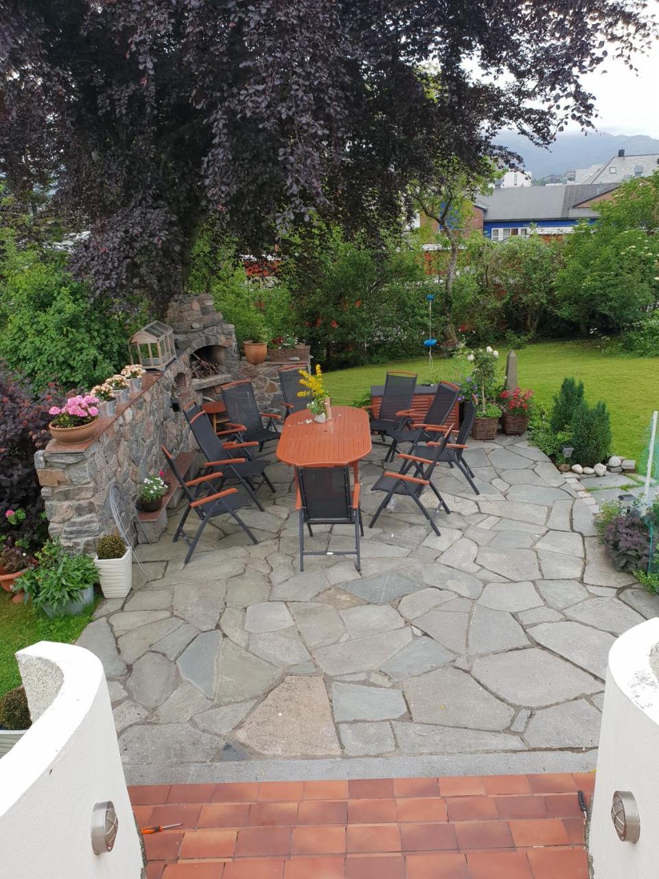 Hoems Kristiansund Exterior foto